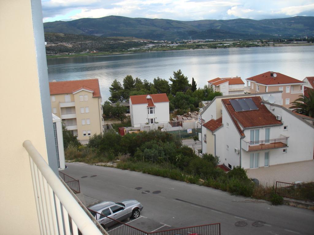 Apartment Z&E Трогір Екстер'єр фото