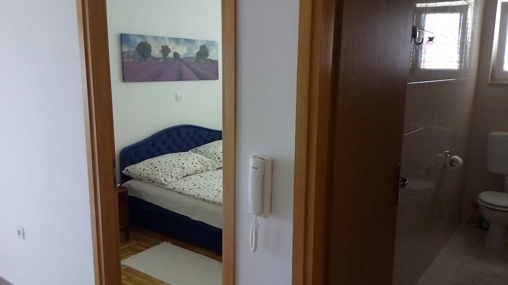 Apartment Z&E Трогір Екстер'єр фото
