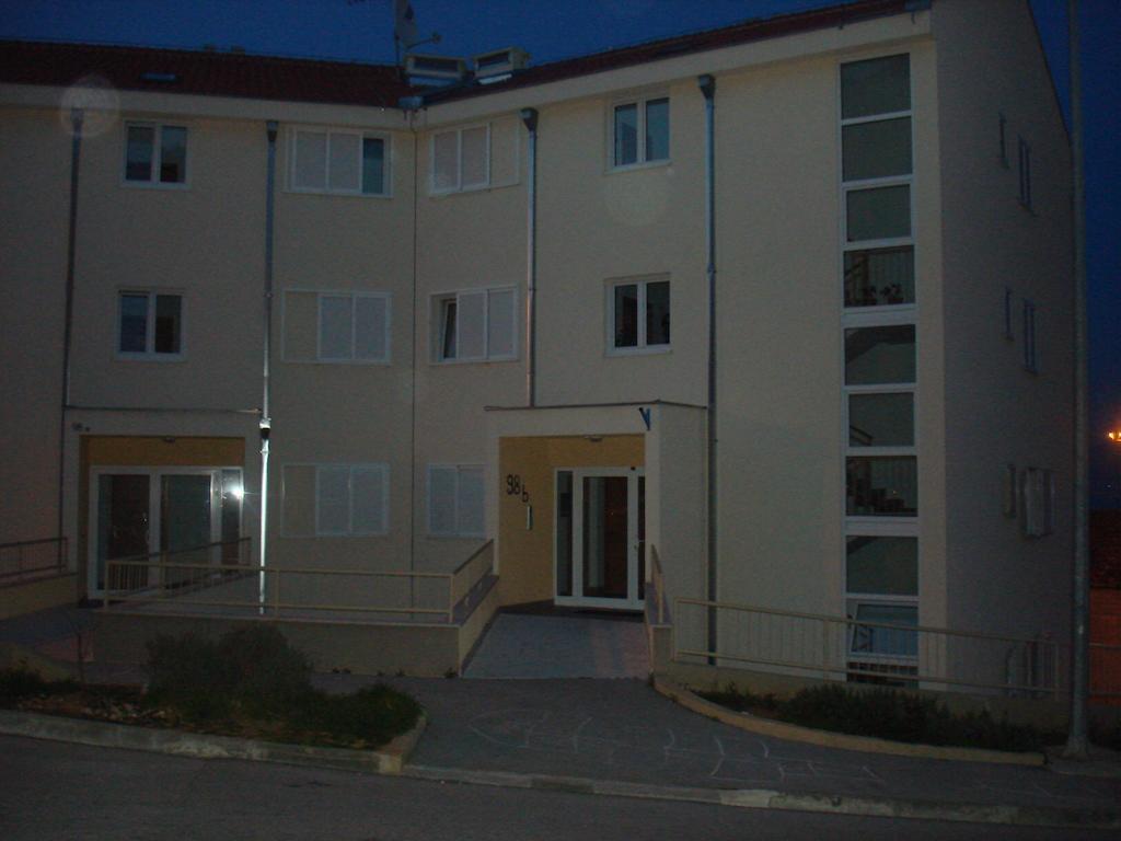Apartment Z&E Трогір Номер фото