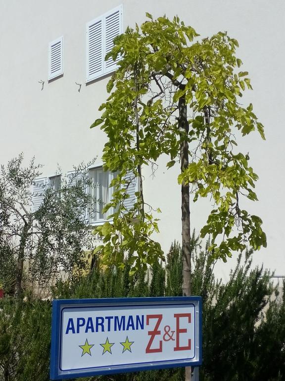 Apartment Z&E Трогір Екстер'єр фото