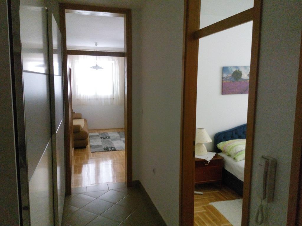 Apartment Z&E Трогір Екстер'єр фото