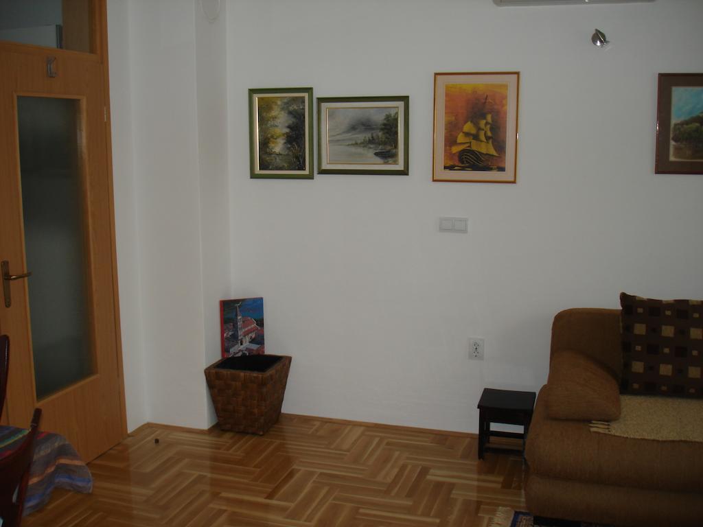Apartment Z&E Трогір Екстер'єр фото