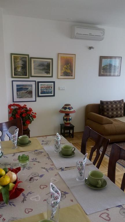 Apartment Z&E Трогір Екстер'єр фото